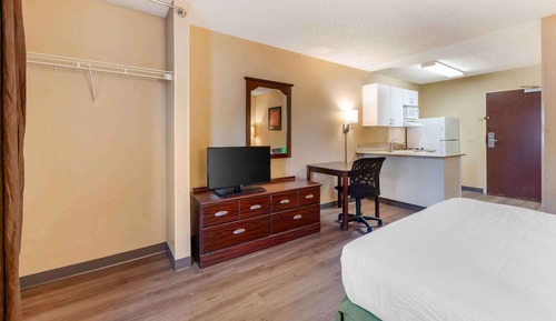 Studio, 1 Queen Bed, Non Smoking