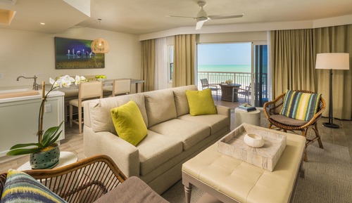 Deluxe Room, 1 King Bed with Sofa bed, Beach View (Grand King)