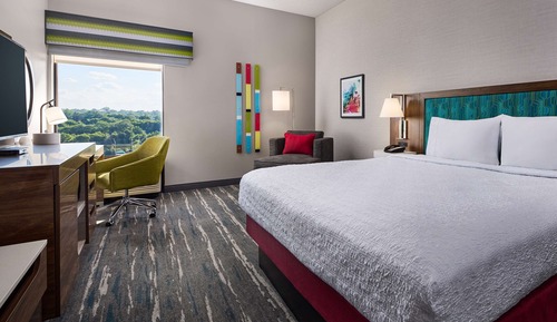One king bed non smoking