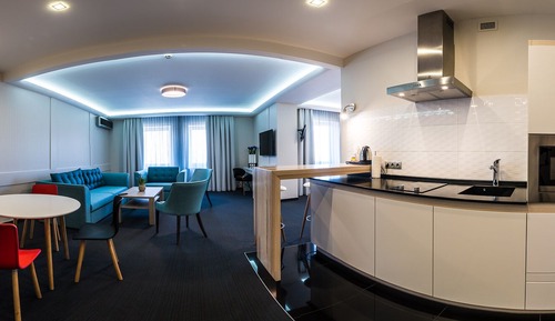 Apartment Suite