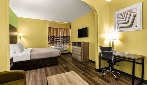 Standard Room, 1 King Bed, Non Smoking