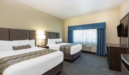 Suite, 2 Queen Beds, Accessible, Non Smoking