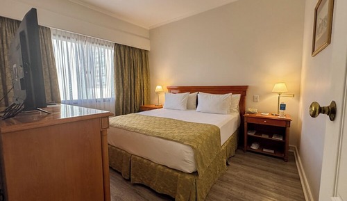 Junior Suite, 1 Queen Bed