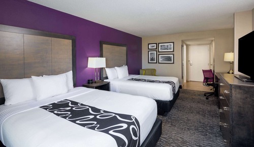 Room, 2 Queen Beds, Non Smoking