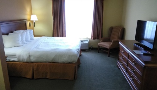 Suite, 1 Bedroom, Non Smoking (1 King Bed)