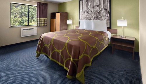 Traditional Room, 1 Queen Bed