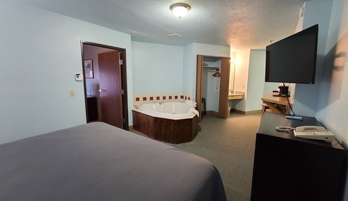 Deluxe Room, 1 King Bed (No Pets Allowed)