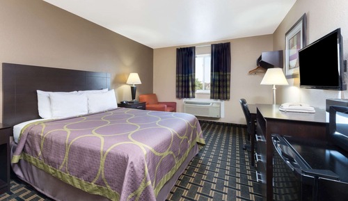 Room, 1 King Bed, Accessible, Non Smoking (Mobility)