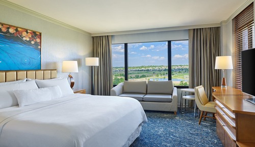 Deluxe Room, 1 King Bed with Sofa bed, Corner