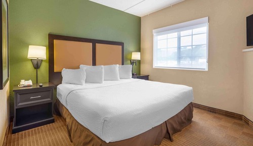 Suite, 1 King Bed with Sofa bed, Non Smoking