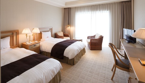 Standard Twin Room, Smoking