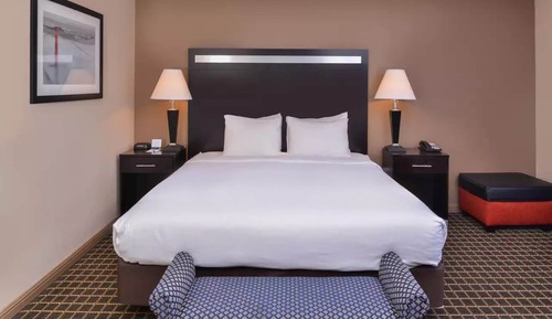 Standard Room, 1 Queen Bed, Non Smoking