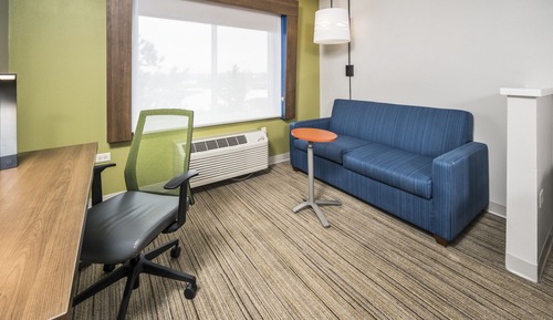 Standard Room, 2 Queen Beds (Extra Floor Space)