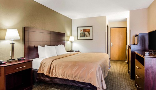 Standard Room, 1 King Bed, Non Smoking