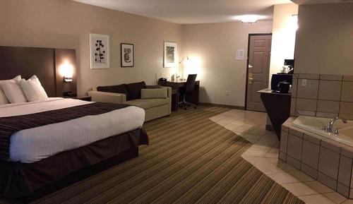 Studio Suite, 1 King Bed, Non Smoking, Jetted Tub