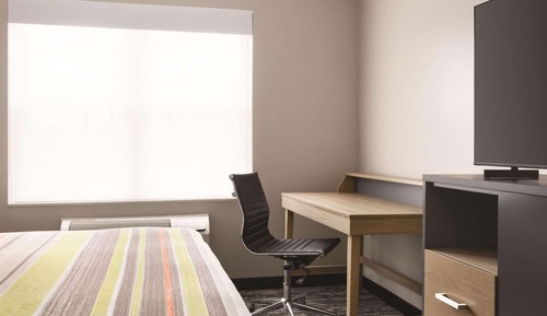 Room, 1 King Bed, Non Smoking