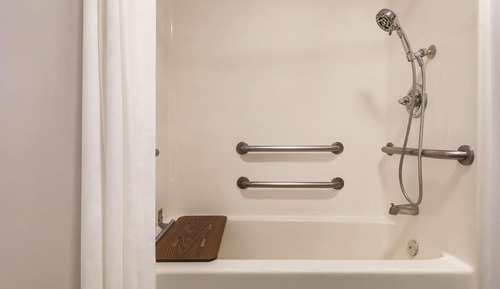 Suite, 1 King Bed, Accessible, Non Smoking