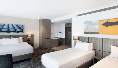 Family Room, Multiple Beds