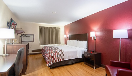 Deluxe Room, 1 King Bed (Smoke Free)