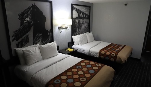 Double Room, 2 Double Beds