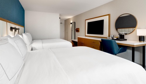 Room, 2 Queen Beds, Accessible Bathtub (Mobility Accessible)