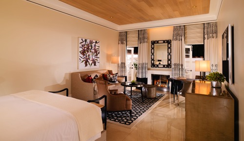 Grand Deluxe with Patio & Fireplace