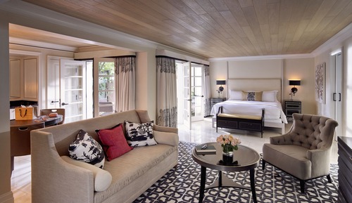 Junior Pool Suite