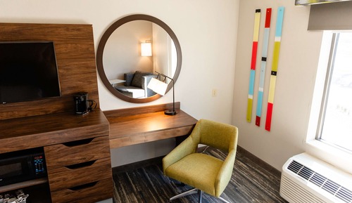 Suite, 1 King Bed, Non Smoking