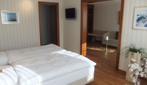 Junior Double Room, Private Bathroom