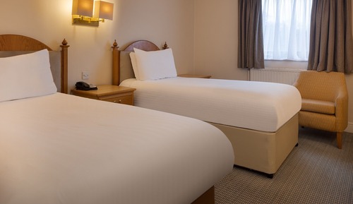 Standard Twin Room