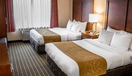 Suite, 2 Queen Beds, Non Smoking