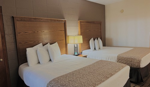Two queen bed non smoking
