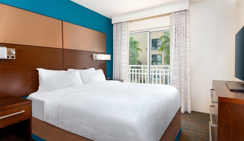 Suite, 2 Bedrooms, Balcony