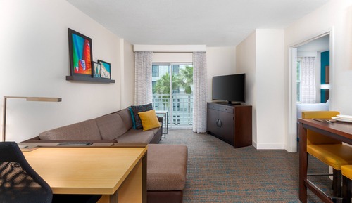 Suite, 1 Bedroom, Balcony