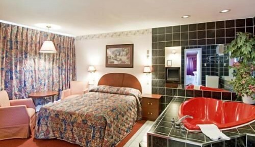 Romantic Room, 1 Queen Bed, Jetted Tub
