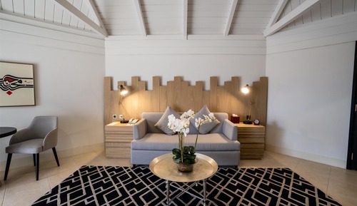 Family Room, Balcony, Mountain View (Deluxe)