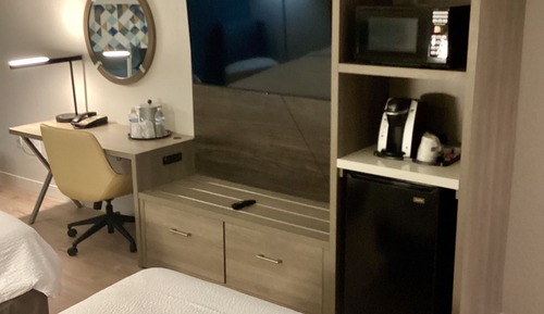 Standard Room, 2 Queen Beds, Accessible (Communications)