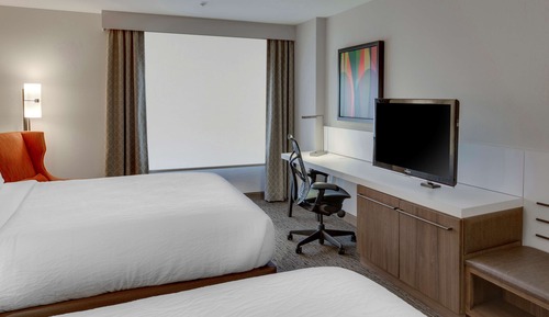 Room, 2 Queen Beds, Accessible, Bathtub (Mobility & Hearing)