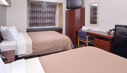 Room, 2 Queen Beds, Non Smoking