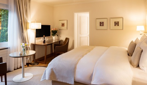 Deluxe Double or Twin Room, Non Smoking, Bathtub