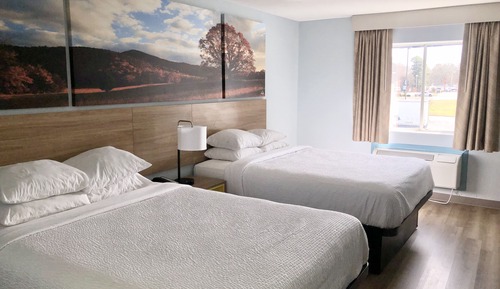 Room, 2 Queen Beds, Non Smoking