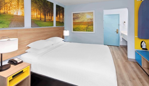 Studio Suite, 1 King Bed, Non Smoking