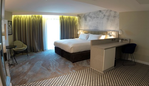 Deluxe Room, 1 King Bed