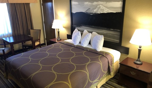 Standard Room, 1 Queen Bed