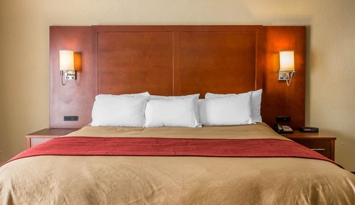 Studio Suite, 1 King Bed, Non Smoking
