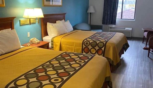 Room, Non Smoking (2 Queen Beds & 1 Sofabed)