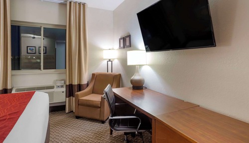 Suite, 1 King Bed, Non Smoking