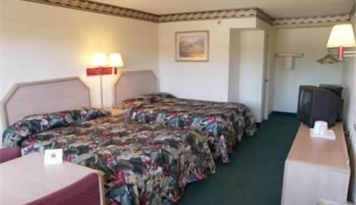 Comfort Room, 2 Queen Beds, Non Smoking, Refrigerator & Microwave