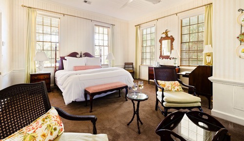 Room 3, King Room