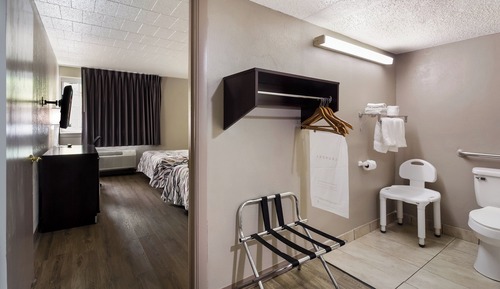 Deluxe Room, 2 Double Beds, Accessible, Non Smoking